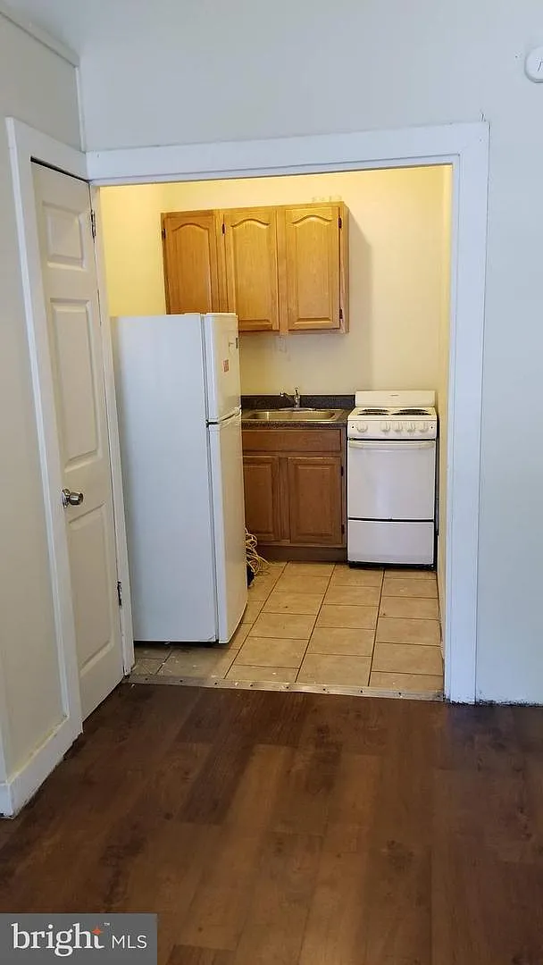 Studio, 500 sqft, $895 — Photo 4