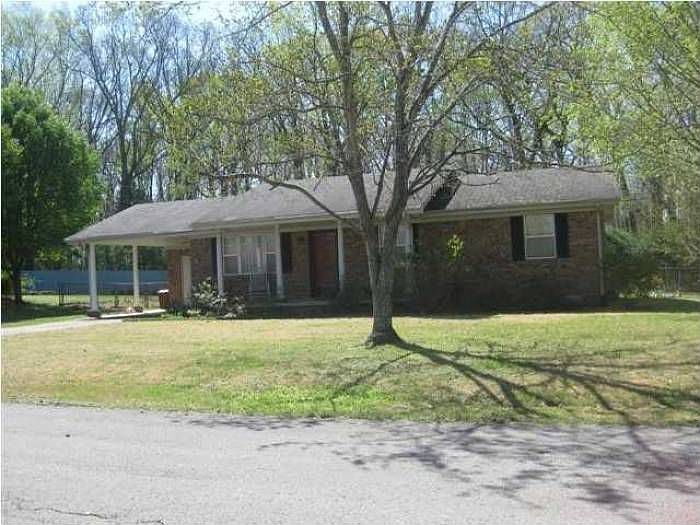 1st image of 130 Leona Dr