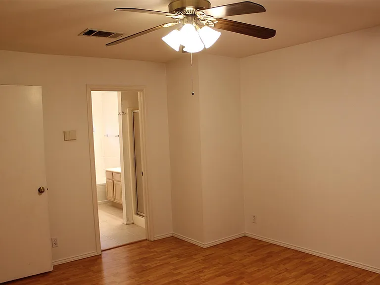 810 Minturn Ln — Photo 18