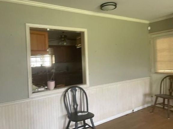 4th image of 226 Eliza St