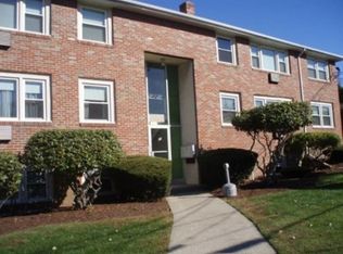 10 Ridge Dr APT 2, East Providence, RI 02914