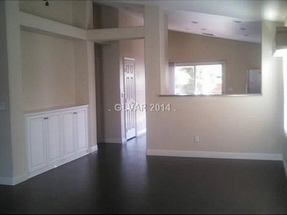5th image of 3218 Velvet Rose St