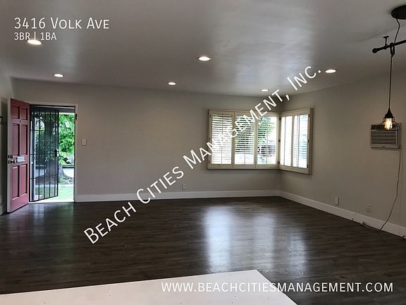 4th image of 3416 Volk Ave
