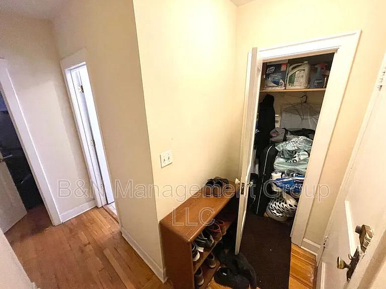 914 W Oakdale Ave #1W — Photo 12