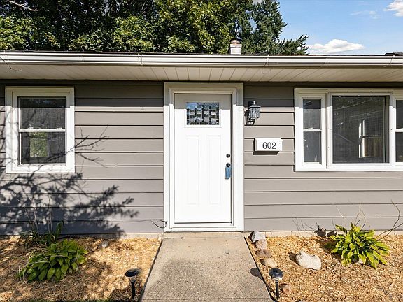 5th image of 602 Berlin Ave