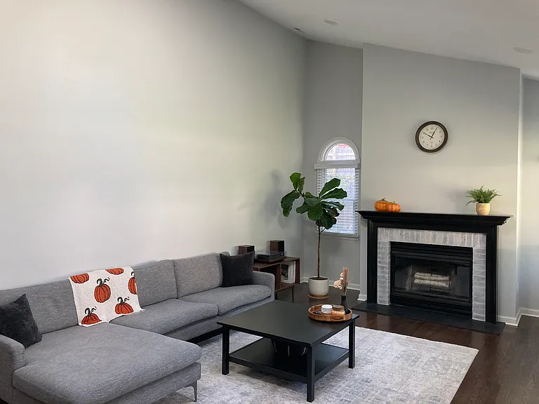 3637 Valley Rd — Photo 3