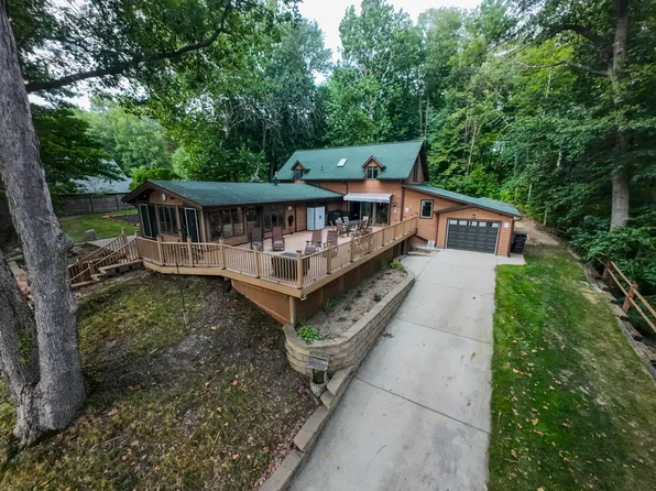 2533 Miner Lake Dr, Allegan, MI 49010