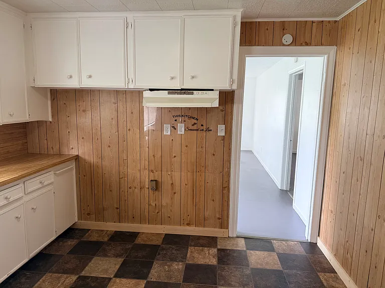 1111 Alvin Ave — Photo 24