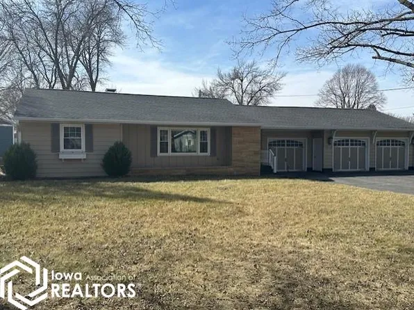 14 Hickory Ln, Humboldt, IA 50548