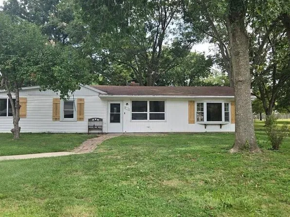 510 N Main St, Freeburg, IL 62243
