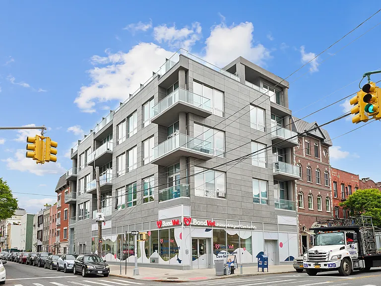 47-01 Vernon Blvd #2D — Photo 18