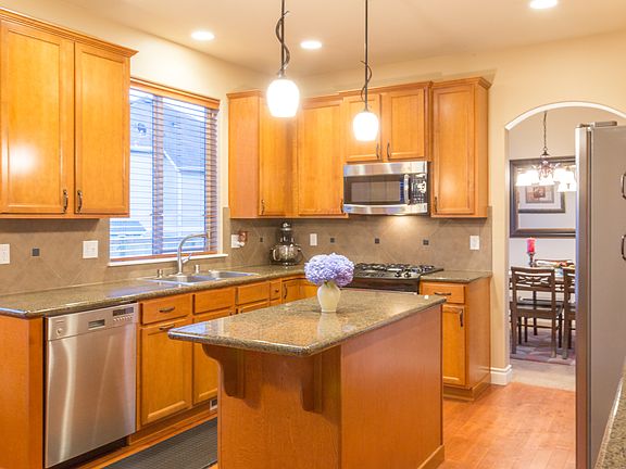 4th image of 3607 114th Ct NE