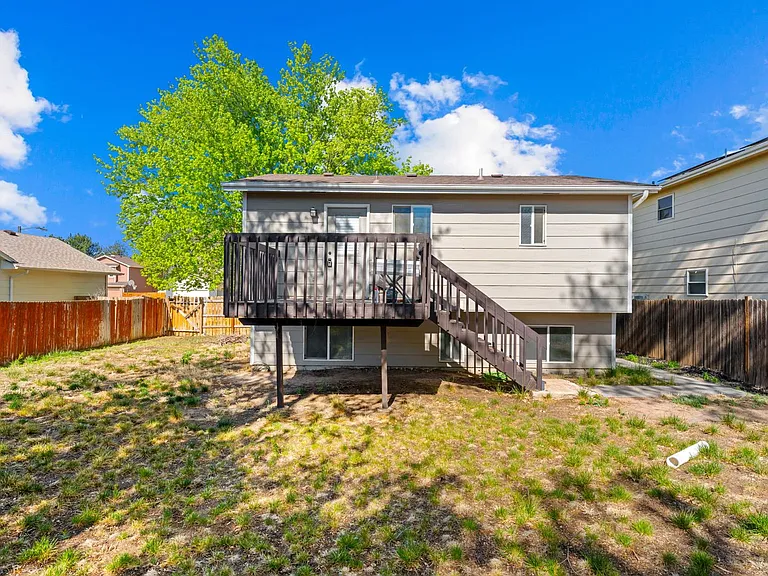 580 Upton Dr — Photo 21