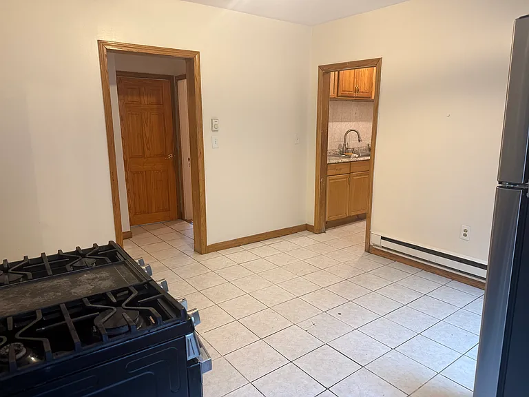 6 Marble St #1 — Photo 4