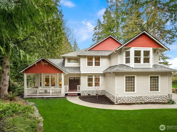 4644 Island Avenue NE, Bainbridge Island, WA 98110