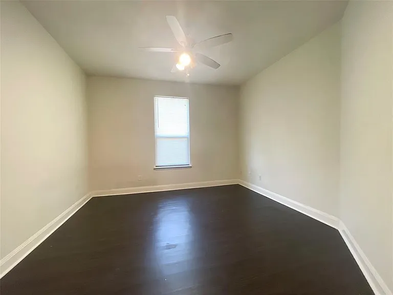 4412 Woodstock Dr — Photo 21