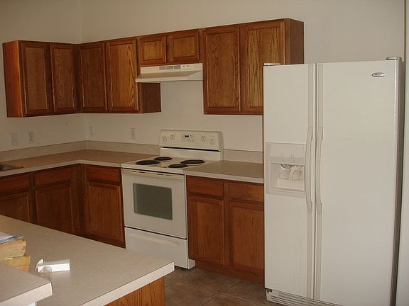 2nd image of 316 Cotswold Cir