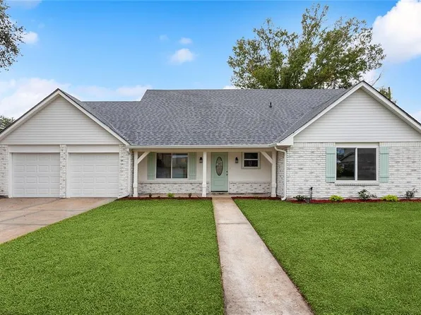 382 Oak Tree Dr, La Place, LA 70068