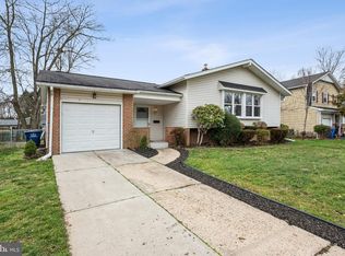 125 Canterbury Rd, Mount Laurel, NJ 08054