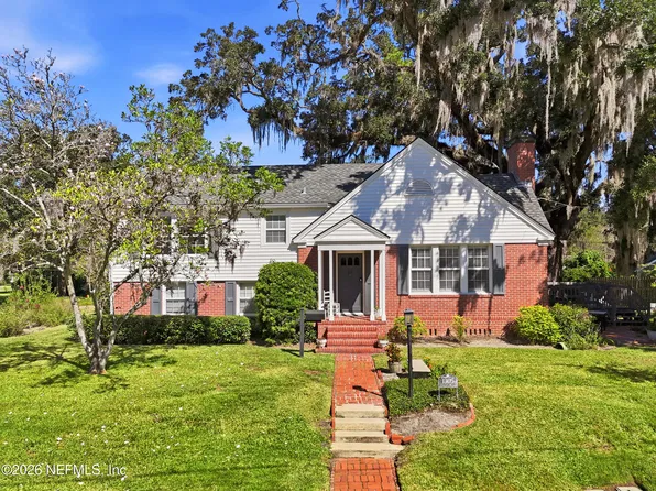 1305 PINETREE Road, Jacksonville, FL 32207
