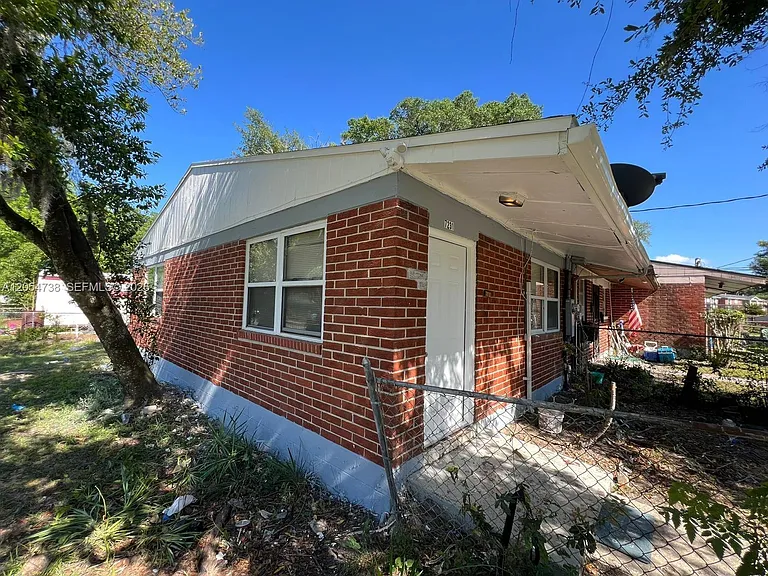7231 Bailey Ct #A — Photo 1