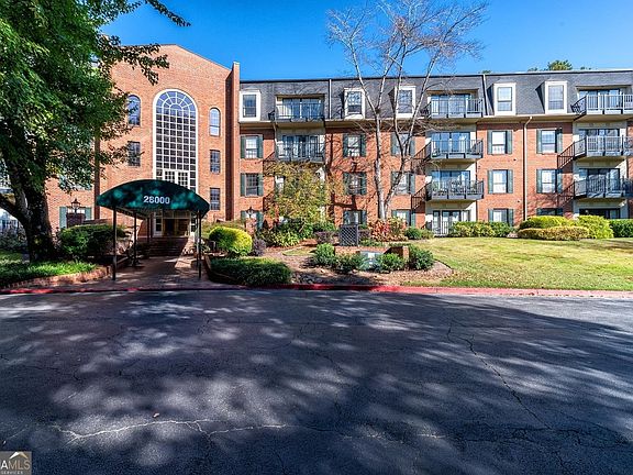 2nd image of 28208 Plantation Dr NE