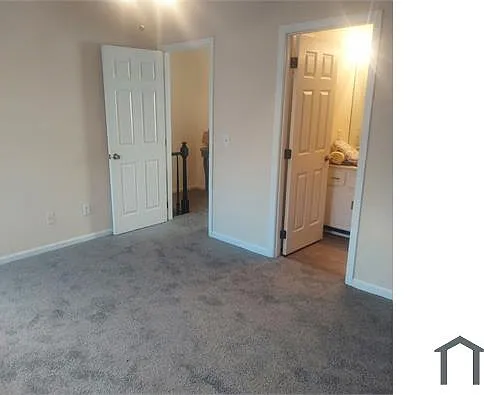 940 Glenn St #901 — Photo 8