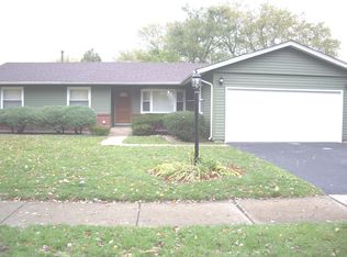 1177 Carlisle Ave, Elk Grove Village, IL 60007