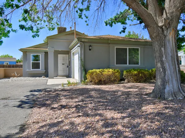 1044 Harrison Dr NE, Rio Rancho, NM 87144