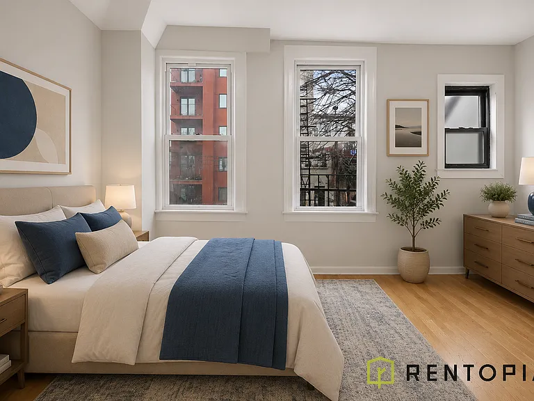284 Powers St #2R — Photo 3