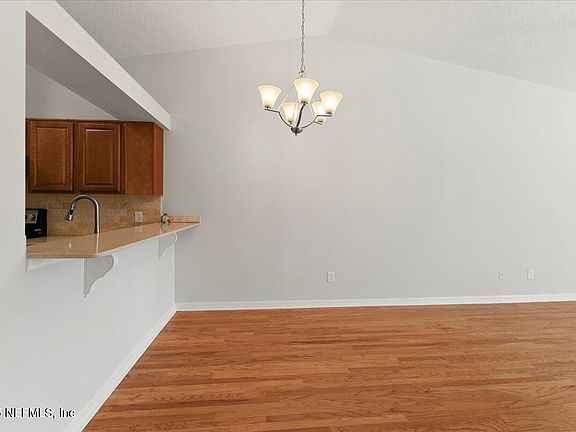 5th image of 2051 SEA HAWK Circle