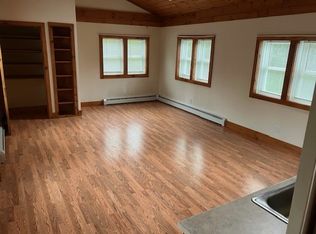 3 Warren Rd #A, North Oxford, MA 01537