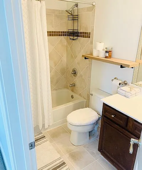 Guest Bathroom