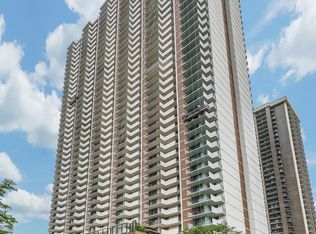 6033 N Sheridan Rd APT 18K, Chicago, IL 60660