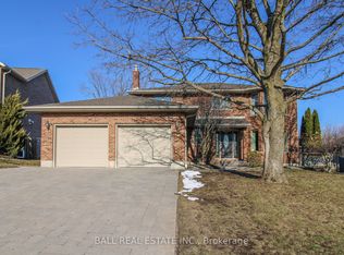 1166 Summit Dr, Peterborough, ON K9J8A7