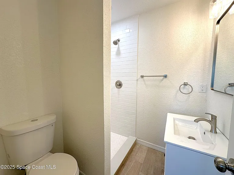 4440 Stuart Ave — Photo 9
