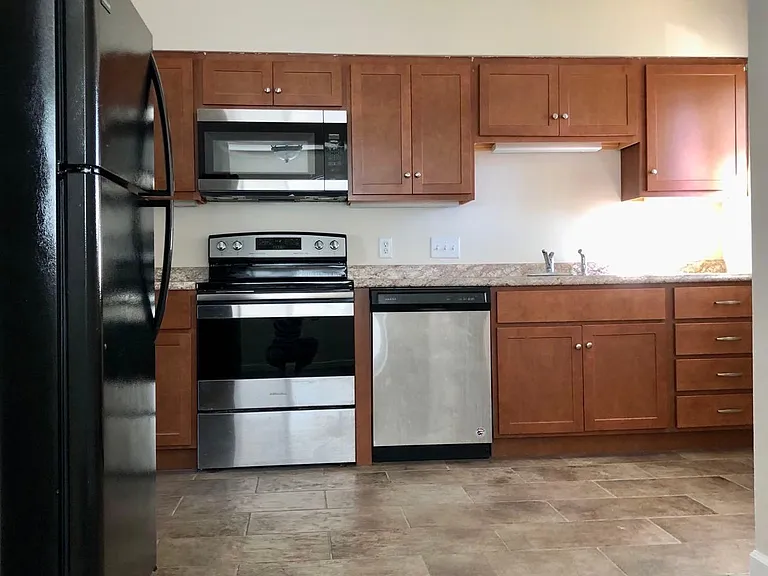 9708 Ridge Ave — Photo 2