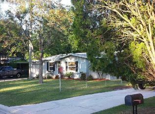 977 Cedarwood Ave, Dunedin, FL 34698