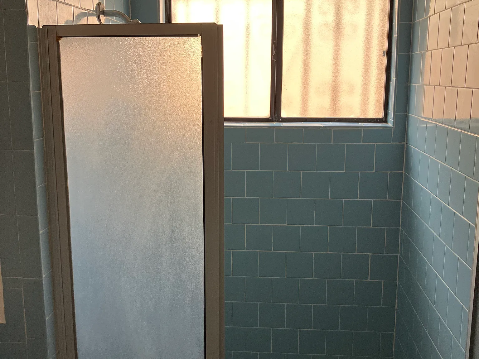 3 bed, 1136 sqft, $1,550 — Photo 3