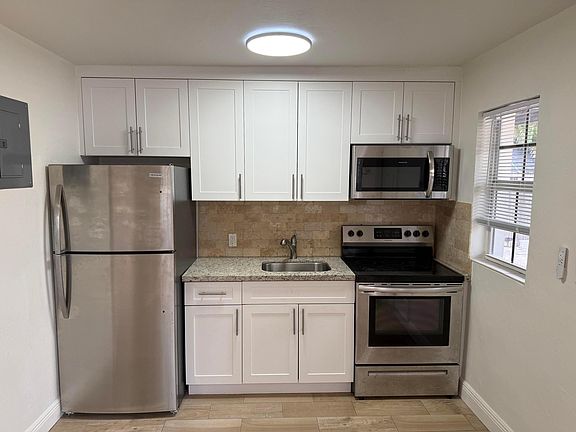 3rd image of 1436 NE 2nd Ave Unit 1