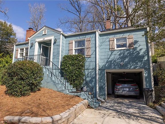 3rd image of 223 Kathryn Ave