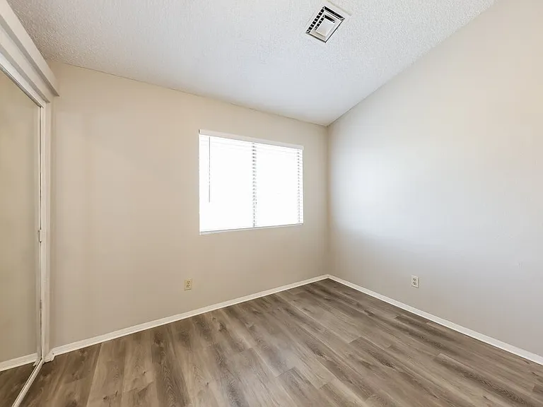 5719 W Michigan Ave — Photo 14