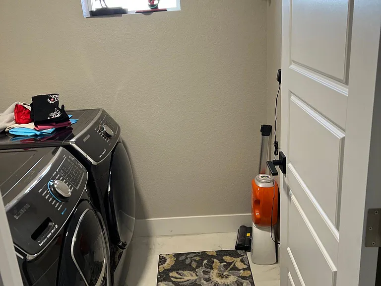 5268 Eliot St — Photo 35