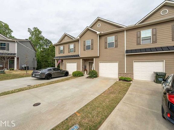 2nd image of 5239 Birch Ct