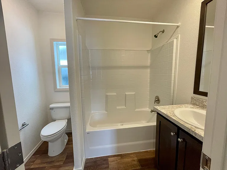 415 Patterson Ave — Photo 7