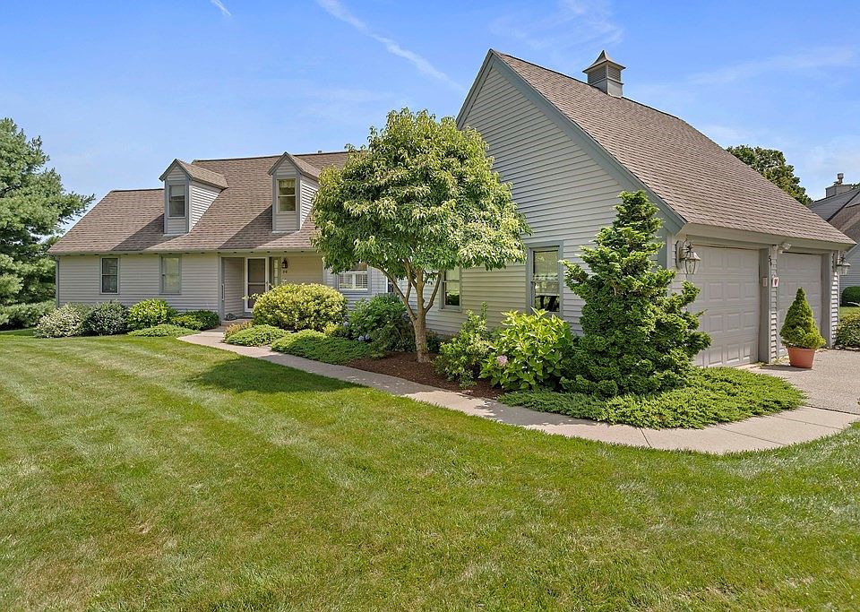 1st image of 56 Wheelwright Farm Unit 56