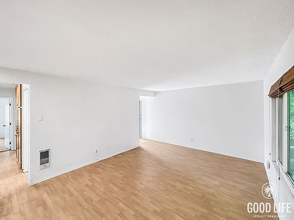 4th image of 4750 Noyes St APT 220