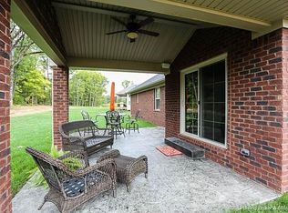 5515 Covington Dr, Charlestown, IN 47111