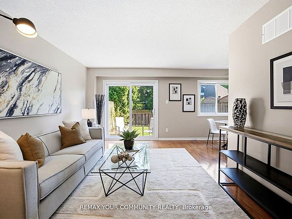 2nd image of 80 Dundalk Dr #32