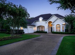 4803 Saint Andrews Dr, College Station, TX 77845